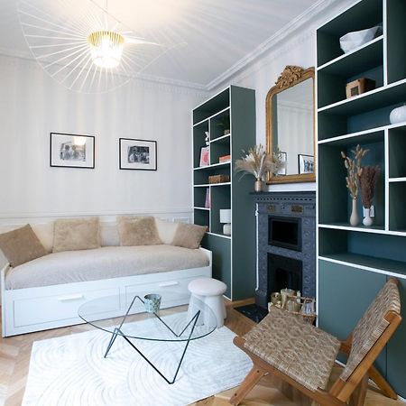 Lovely Apartment Near By Eiffel Tower - V90 Párizs Kültér fotó